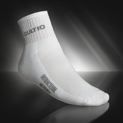 Středně snížené polofroté ponožky bílé s aktivním stříbrem